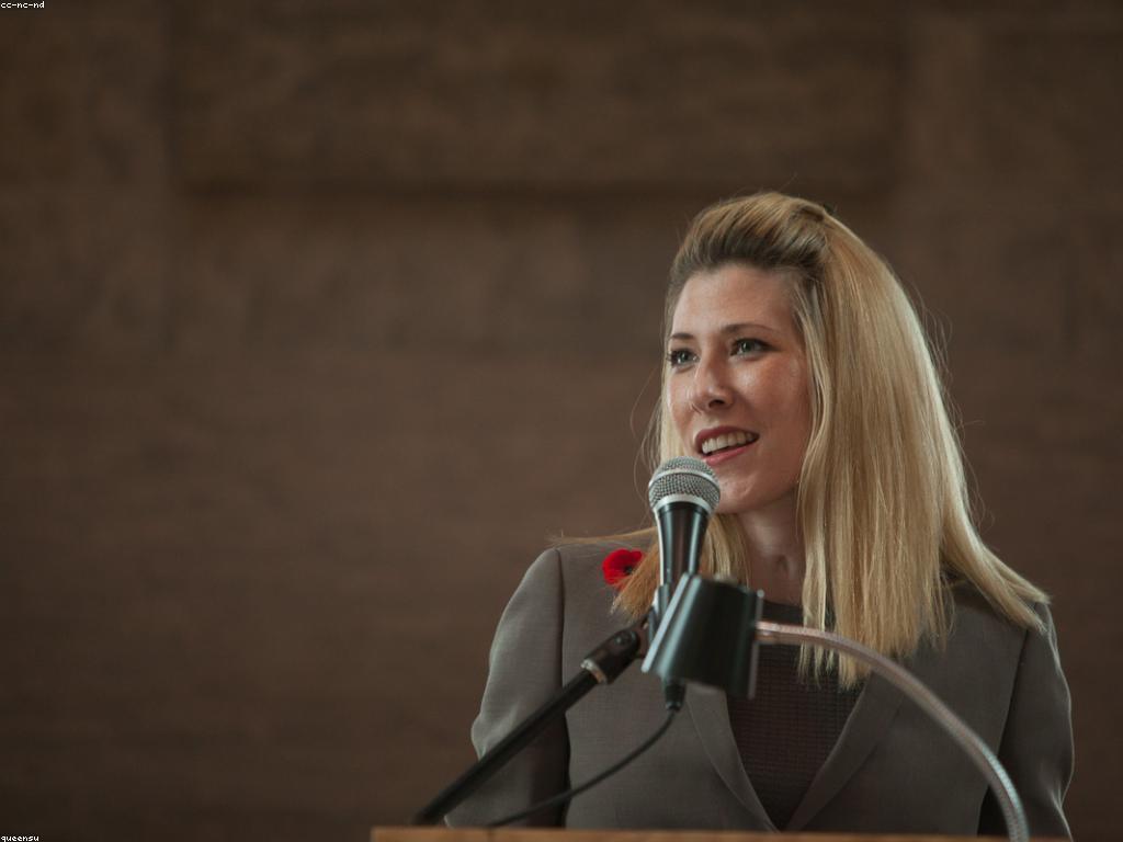 ការលើកកម្ពស់បទពិសោធន៍អ្នកប្រើតាមរយៈសេវាកម្មអនឡាញ