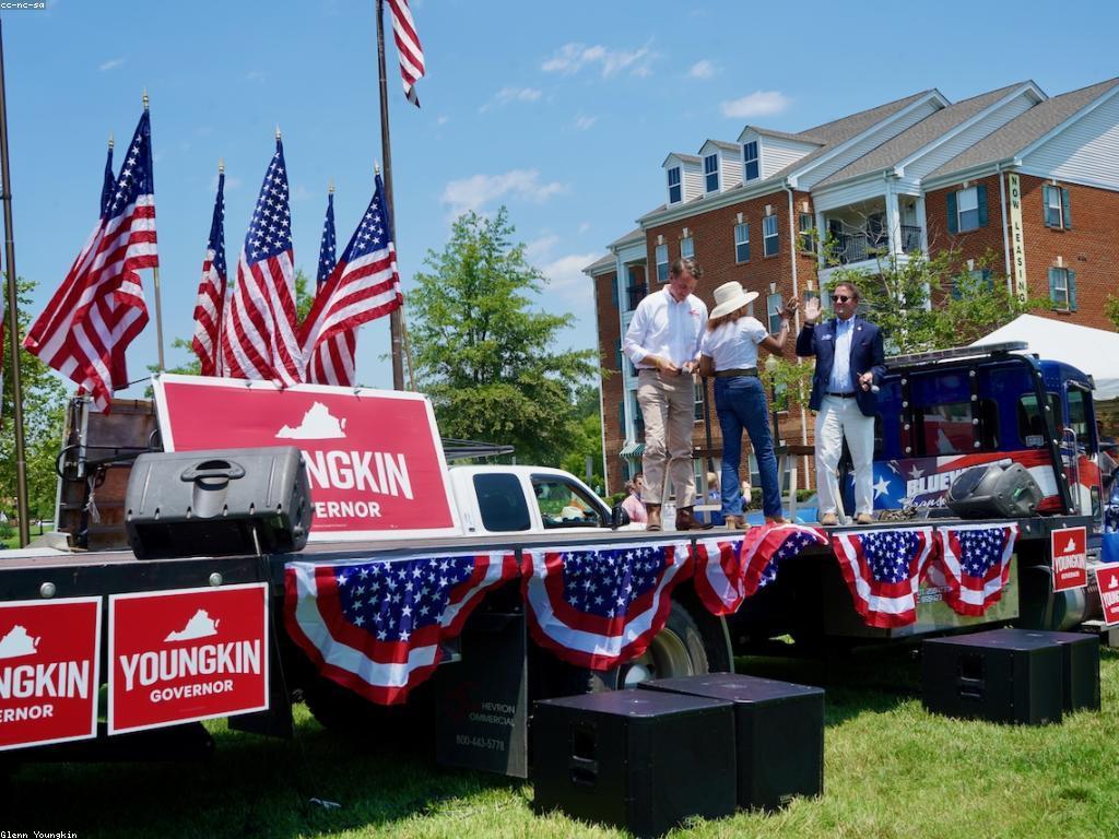 យុទ្ធសាស្ត្រ និងក្តីស្រមៃ: វិធីសាស្ត្រដើម្បីកសាងអនាគតជោគជ័យ